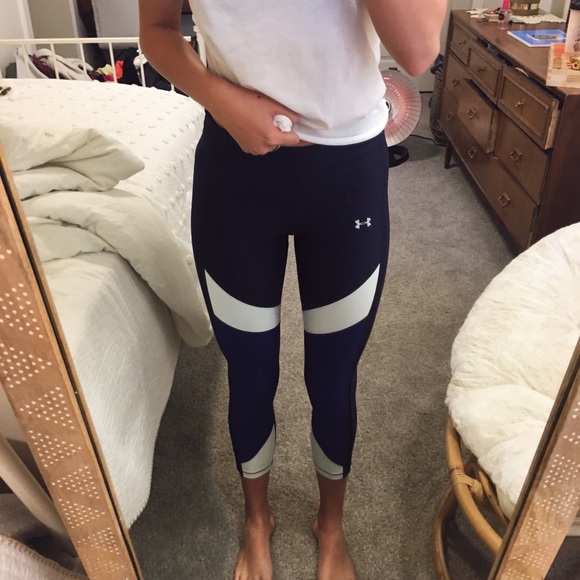 UNDER ARMOUR WORKOUT LEGGINGS - Picture 1 of 5